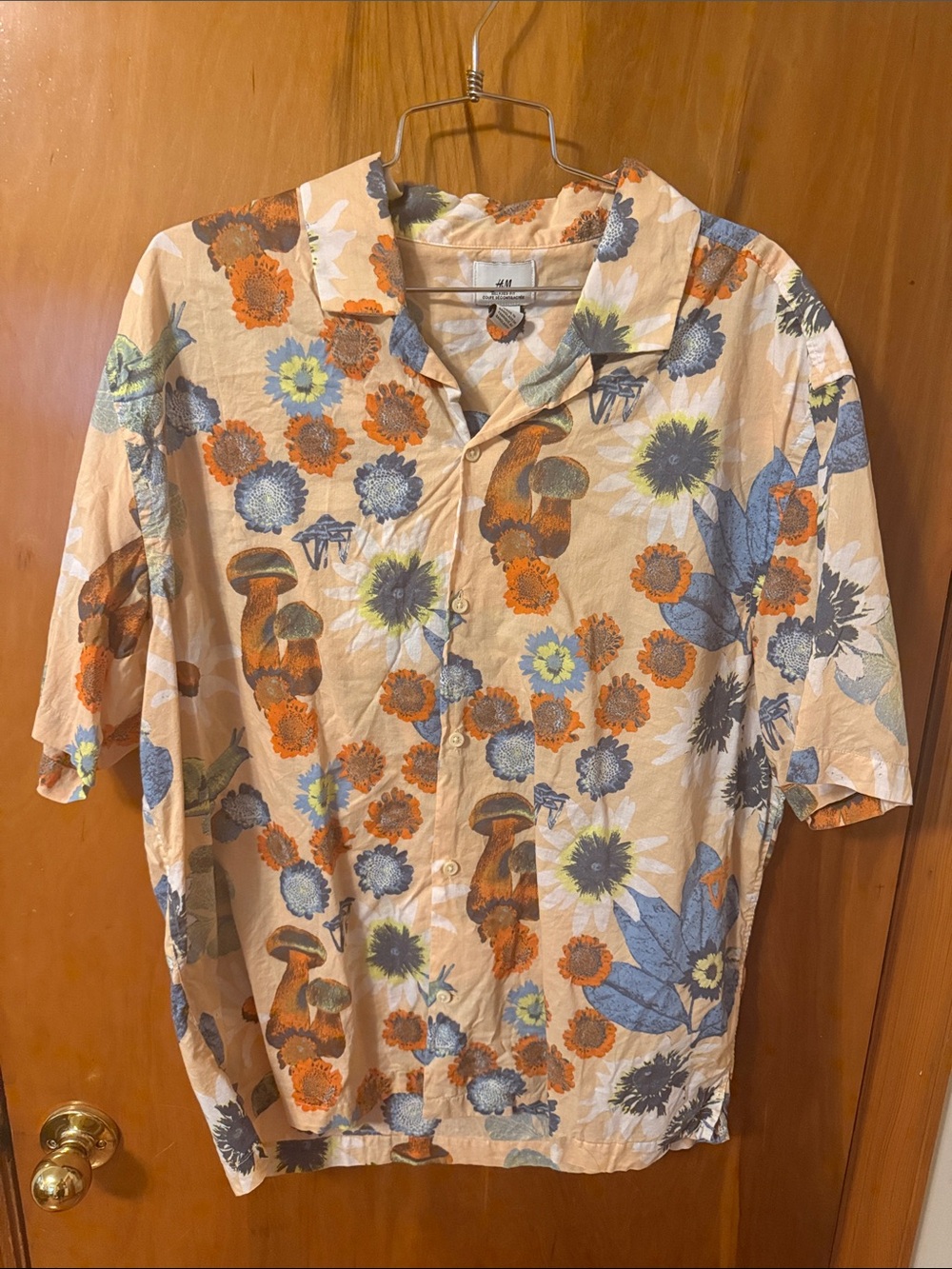 H&M Peach Short-Sleeve Button-Up with Blue and Orange Floral Print